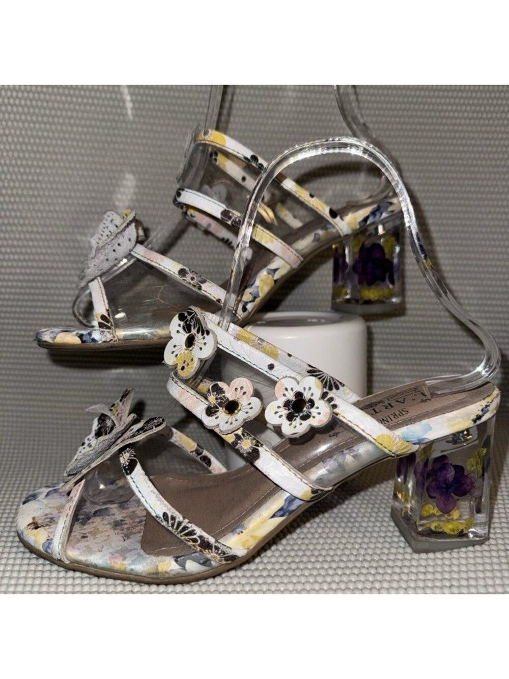 L'Artiste by Spring Step Adored Floral Butterfly Yellow Purple Heel Sandal 5.5-6